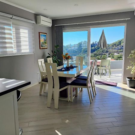 Luxury Apartment Pape Baska Voda Luaran gambar