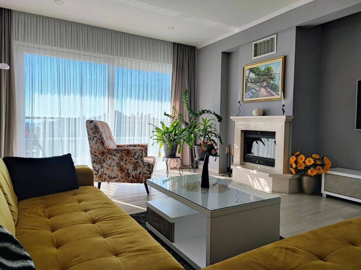 Luxury Apartment Pape Baska Voda Luaran gambar