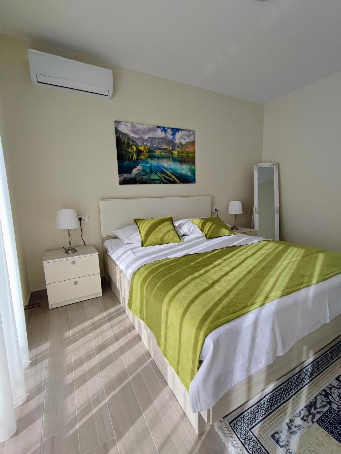 Luxury Apartment Pape Baska Voda Luaran gambar