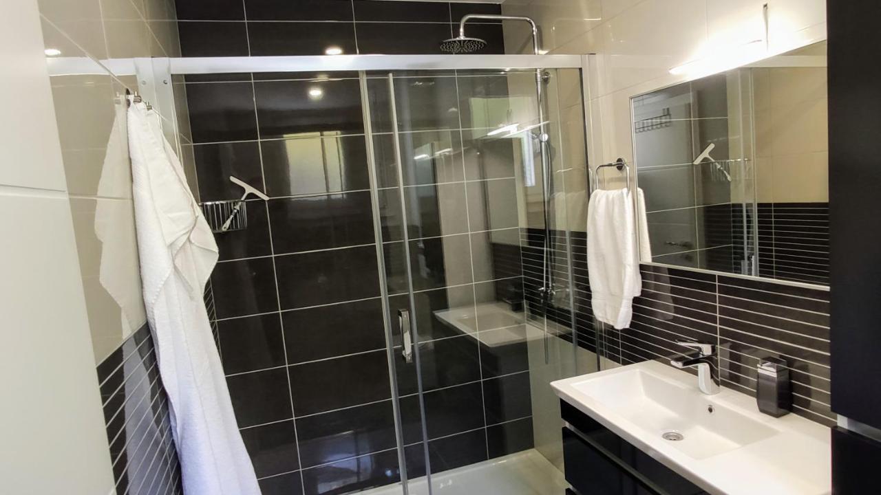 Luxury Apartment Pape Baska Voda Luaran gambar