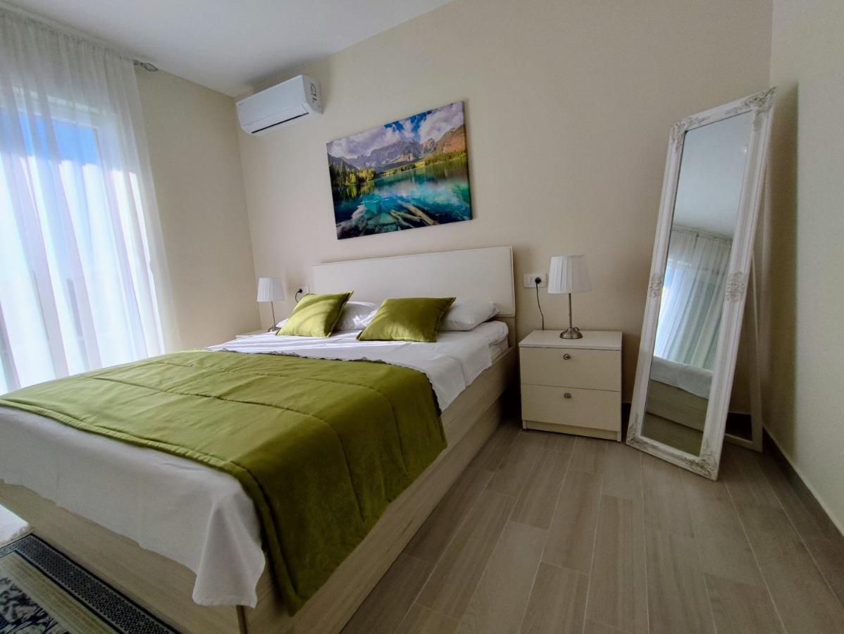 Luxury Apartment Pape Baska Voda Luaran gambar